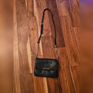 Michael Kors | Bags A Crossbody - gently used